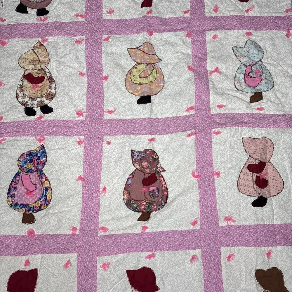 Vtg Handmade Sunbonnet Sue Appliqué Baby‎ Quilt Pink Patchwork 12 Block 44x39